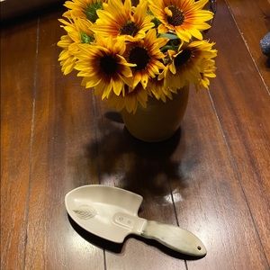 Pfaltzgraff trowel spoon holder